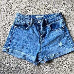 Size 25 Medium Wash Pacsun Mom Shorts
